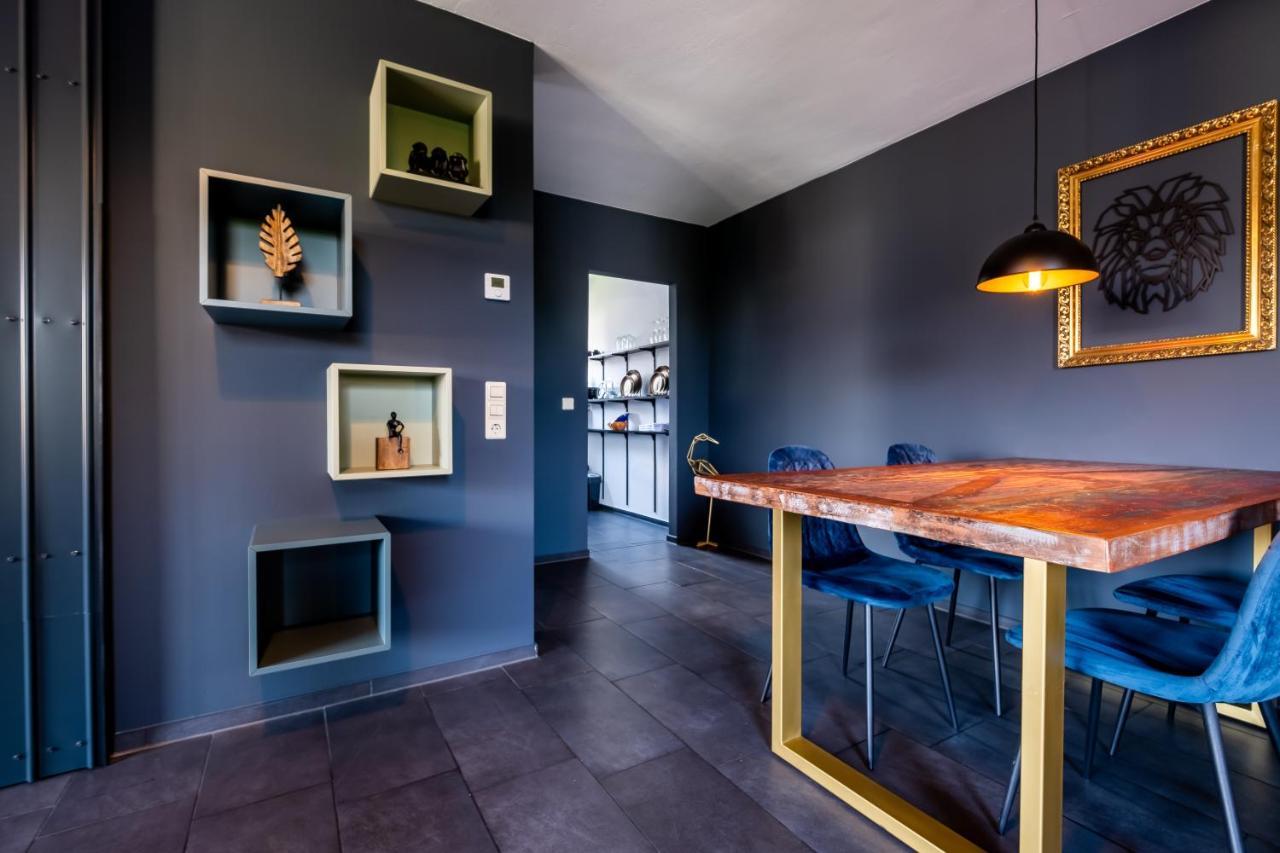 Studio Fayence - Emma, Netflix, Wifi, Workspace คาร์ลสรูเฮอ ภายนอก รูปภาพ