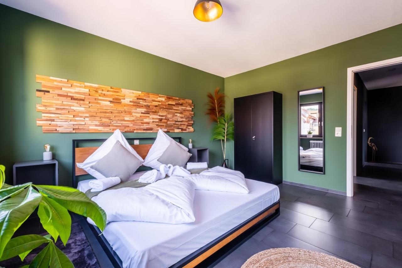 Studio Fayence - Emma, Netflix, Wifi, Workspace คาร์ลสรูเฮอ ภายนอก รูปภาพ