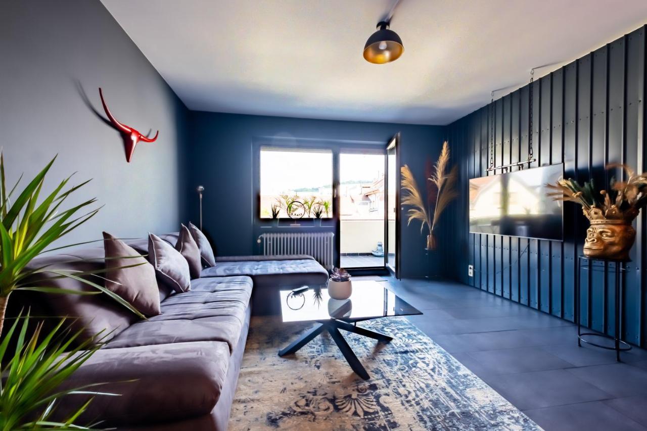 Studio Fayence - Emma, Netflix, Wifi, Workspace คาร์ลสรูเฮอ ภายนอก รูปภาพ