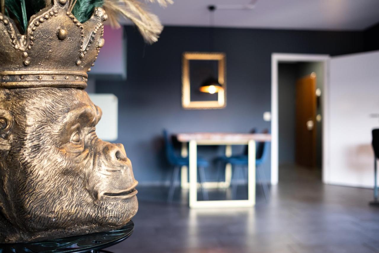 Studio Fayence - Emma, Netflix, Wifi, Workspace คาร์ลสรูเฮอ ภายนอก รูปภาพ