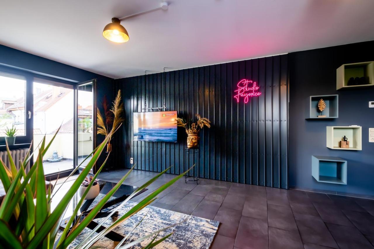 Studio Fayence - Emma, Netflix, Wifi, Workspace คาร์ลสรูเฮอ ภายนอก รูปภาพ