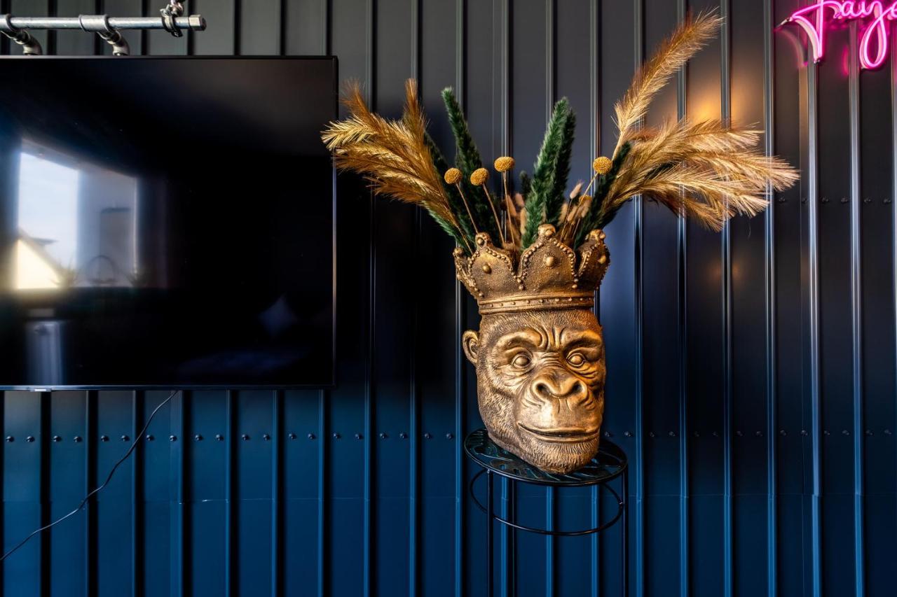Studio Fayence - Emma, Netflix, Wifi, Workspace คาร์ลสรูเฮอ ภายนอก รูปภาพ